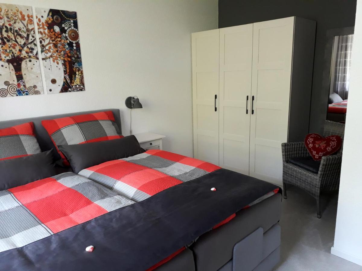 Krekel In Ruhiger Lage Inklusiv Waeschepaket, Wlan, Parkplatz Apartment *